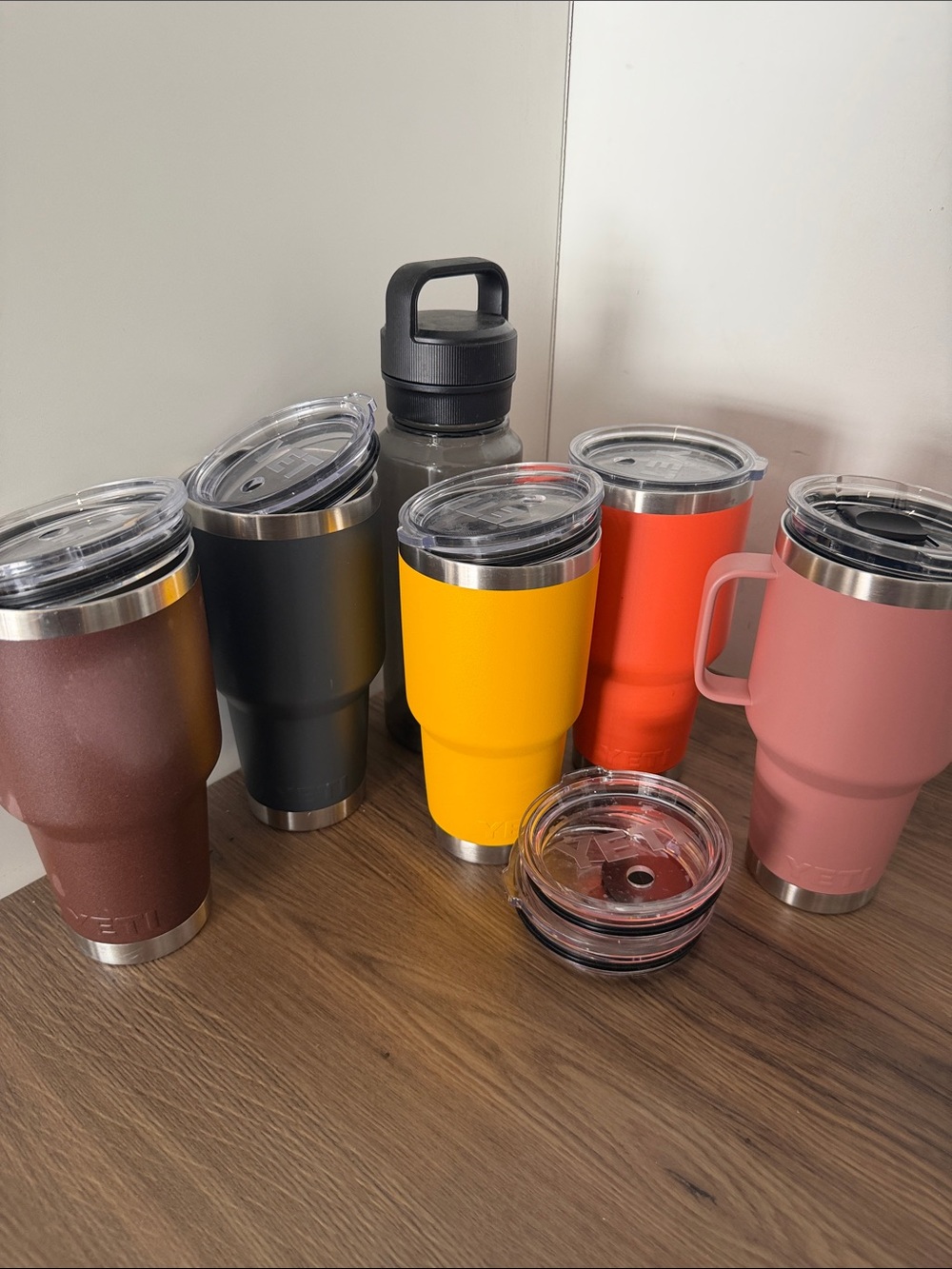 YETI Drinkware 6-pack / Tumblers